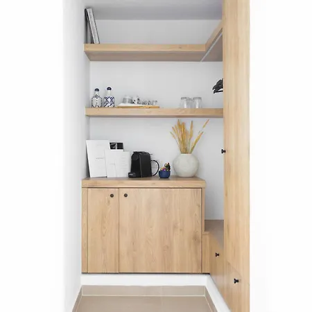 Kameo, فندق أنديباروس